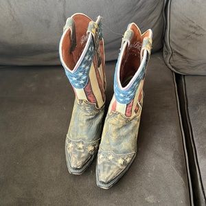 DAN POST AMERICAN FLAG COWBOY BOOTS